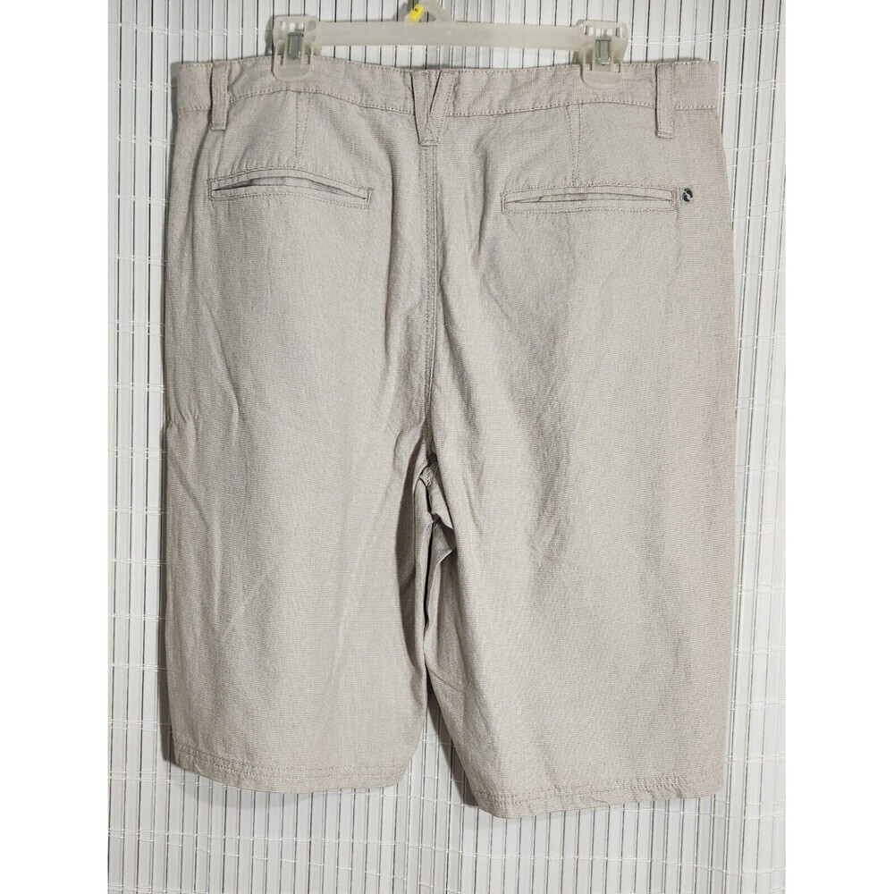 Hang Ten Shorts Size 36 Color Beige 100% Cotton With Pockets - Picture 2 of 12